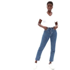 Everlane ‘90s cheeky straight jean color medium blue size 28 crop